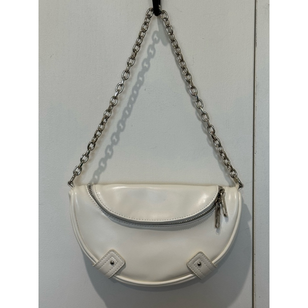Women's Forever 21 White zip close silver chain vegan leather Shoulder Bag